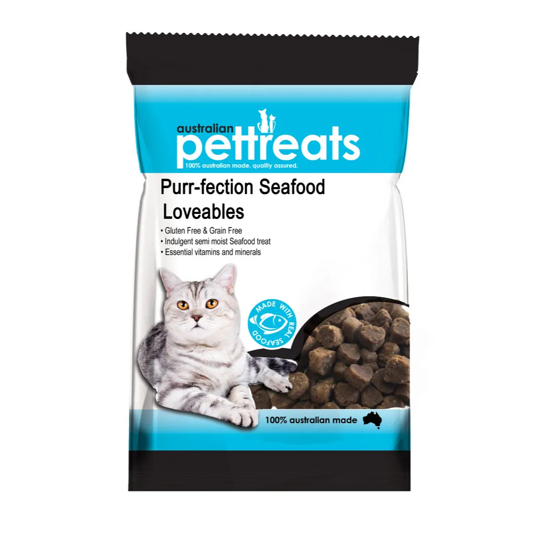 Purr-fection seafood-flavored treats for cats in Gone Fishin' gift box.